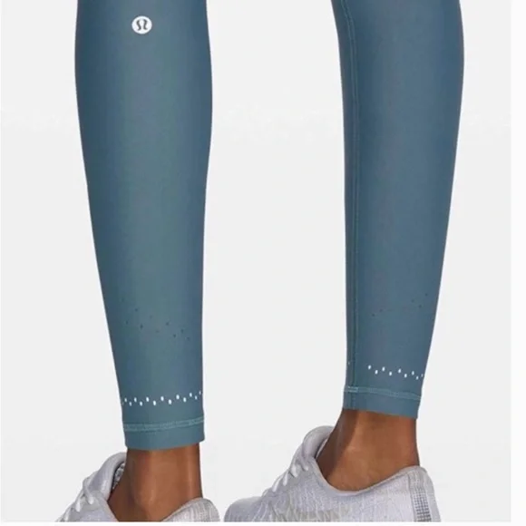 Lululemon In Focus Run Tight
NWT
lululemon athletica - Picture 3 of 4